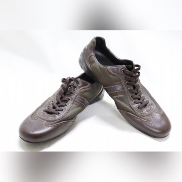 Louis Vuitton Authentic Leather Sneakers Sz 8 - Picture 3 of 14